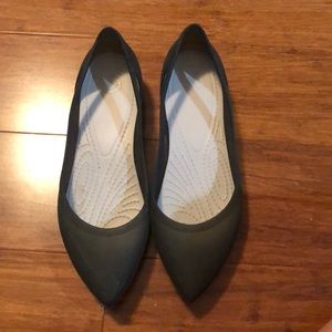 Crocs size 9 black flats